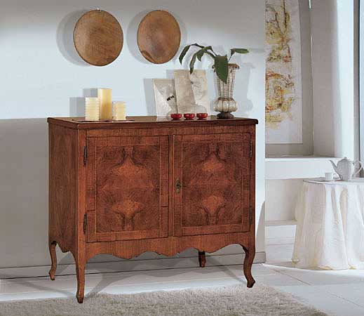 Credenza 2 ante in piuma di noce - articolo 1025